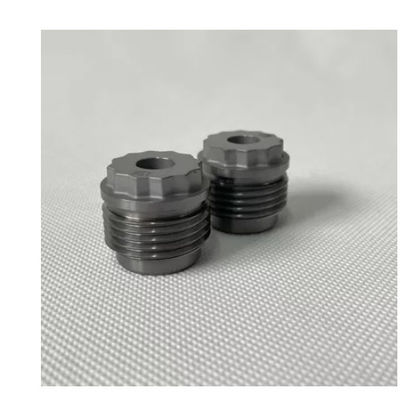 หัวฉีดเกลียวทังสเตนคาร์ไบด์สำหรับเจาะน้ำมัน ความยาว 26.30 มม. เกรด YG8