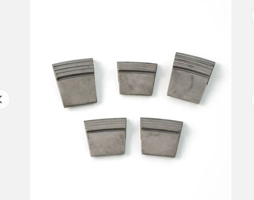 การแยกผงสไพร่ที่ผสมผสานกันการสวมผง Tungsten Carbide Tile สําหรับเซ็นทริบูเกอร์ decanter