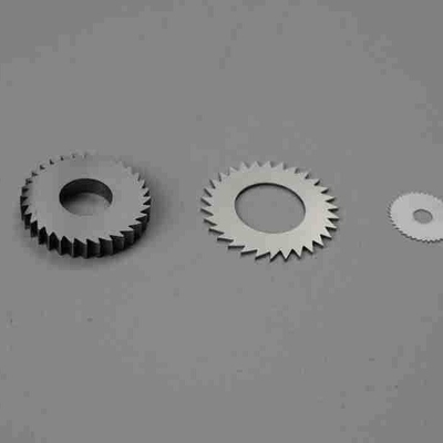 ใบเลื่อยวงกลม ซีเมนต์ Tungsten Carbide ใบเลื่อยกลมสําหรับเครื่องตัดโลหะ สนับสนุนการปรับแต่งตามรูปแบบ