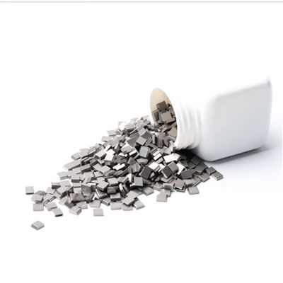 สูตรที่กําหนดเอง YG8 สับสนธิ Tungsten Carbide ทิปสับสนธิด้วยความหนาแน่น 14.75 g / cm3 ความแข็ง 90.0 HRA และ TRS 3200 Mpa